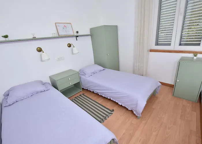 House Periska