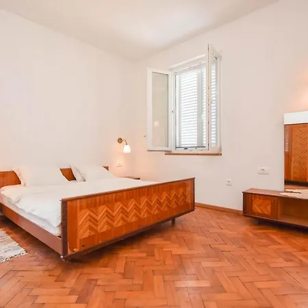 House Periska * Mrljane