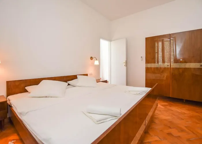 House Periska Mrljane